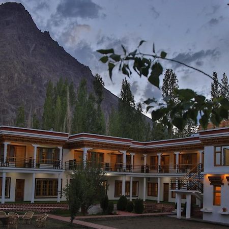 Hotel Nubra Residency Charasa Bagian luar foto