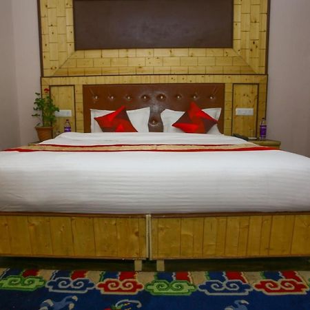 Hotel Nubra Residency Charasa Bagian luar foto