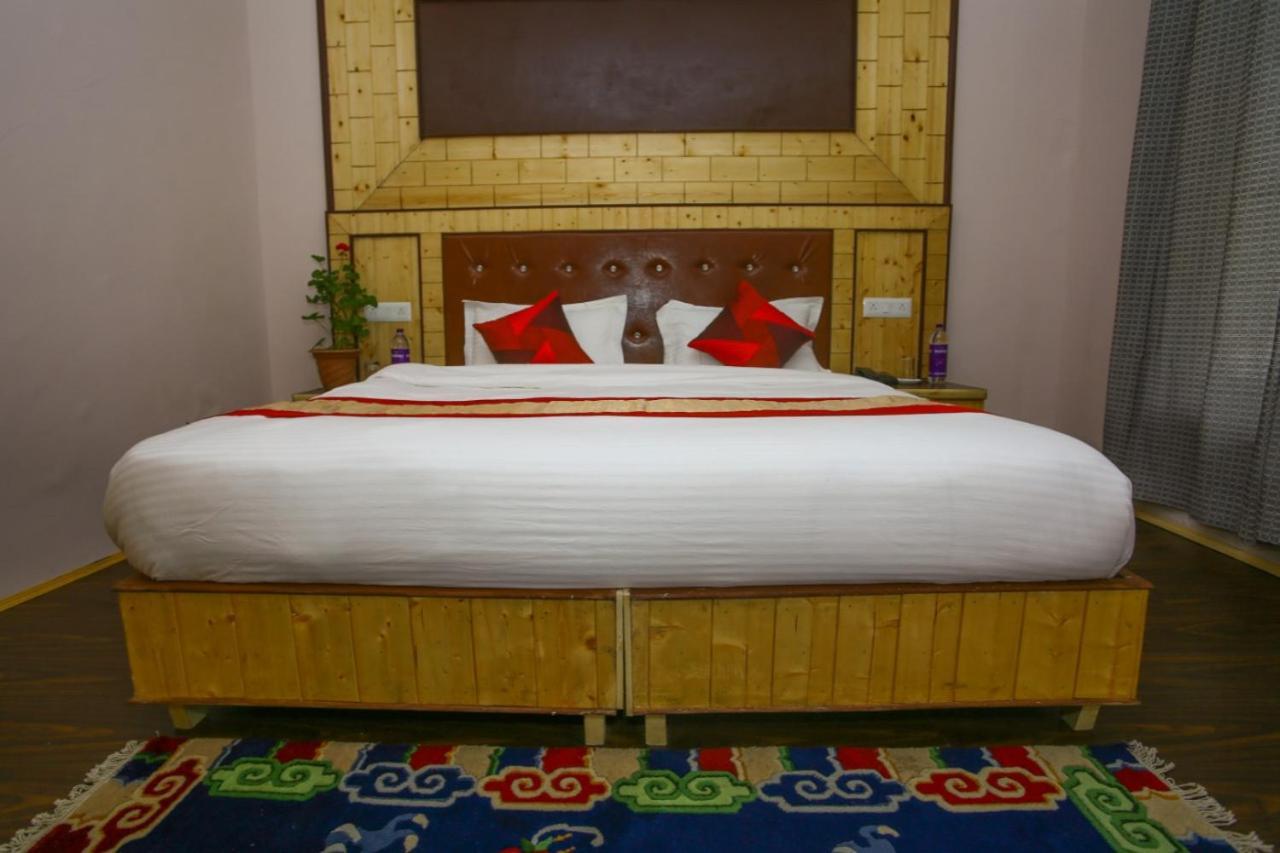 Hotel Nubra Residency Charasa Bagian luar foto