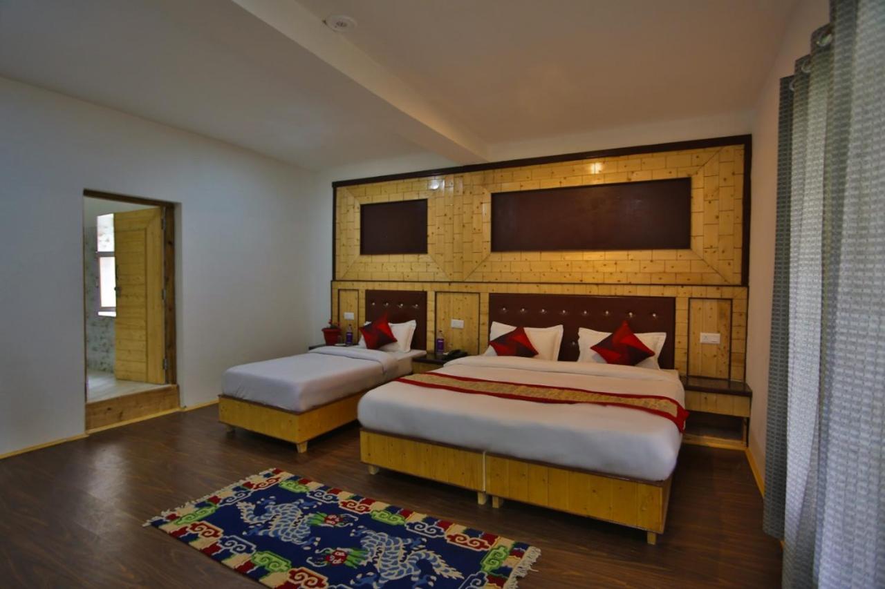 Hotel Nubra Residency Charasa Bagian luar foto