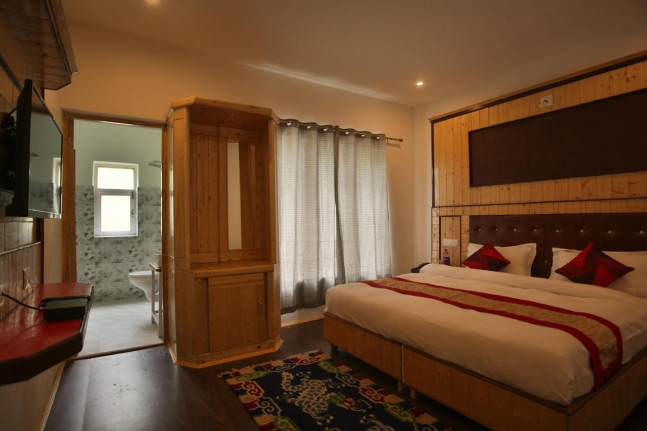 Hotel Nubra Residency Charasa Bagian luar foto